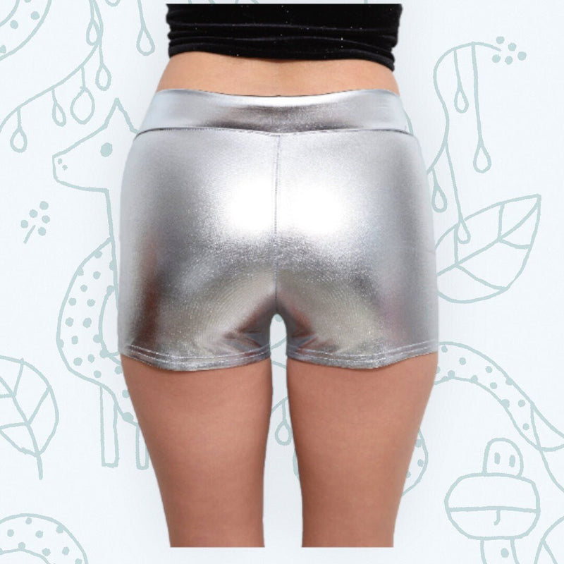 Plata brillante metálico botá­n elástico botá­n niño caliente mini pantalones cortos disfraz de Halloween Cheer Gym Dance Rave Roller Derby Girls Boy Women XS SML - SACASUSA